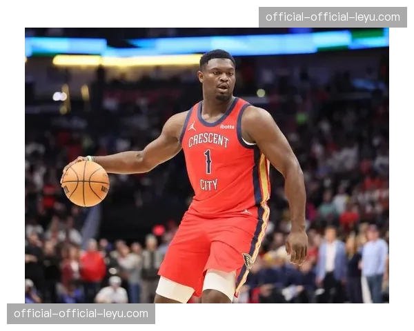 鹈鹕vs爵士第三节，锡安连续冲击内线造犯规保持领先